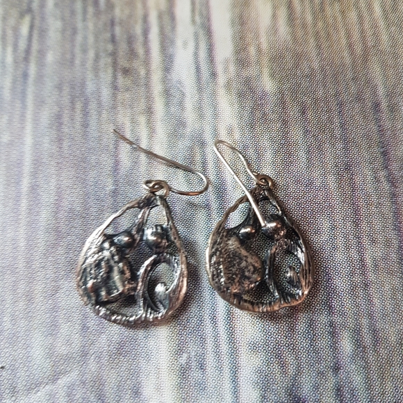 Vintage teardrop earrings - Picture 2 of 4